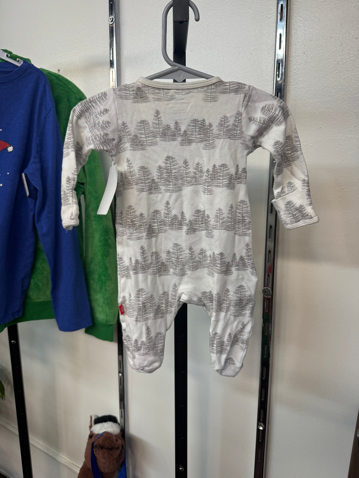 0-3 month Magnetic Me sleeper