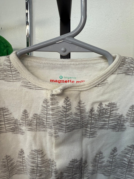 0-3 month Magnetic Me sleeper